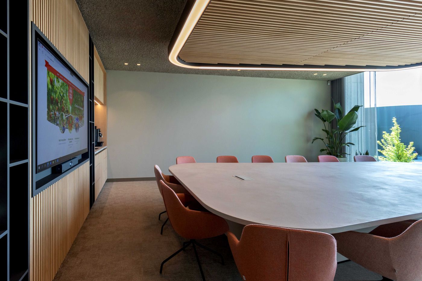 Vergaderzaal Royalberry gordijnen